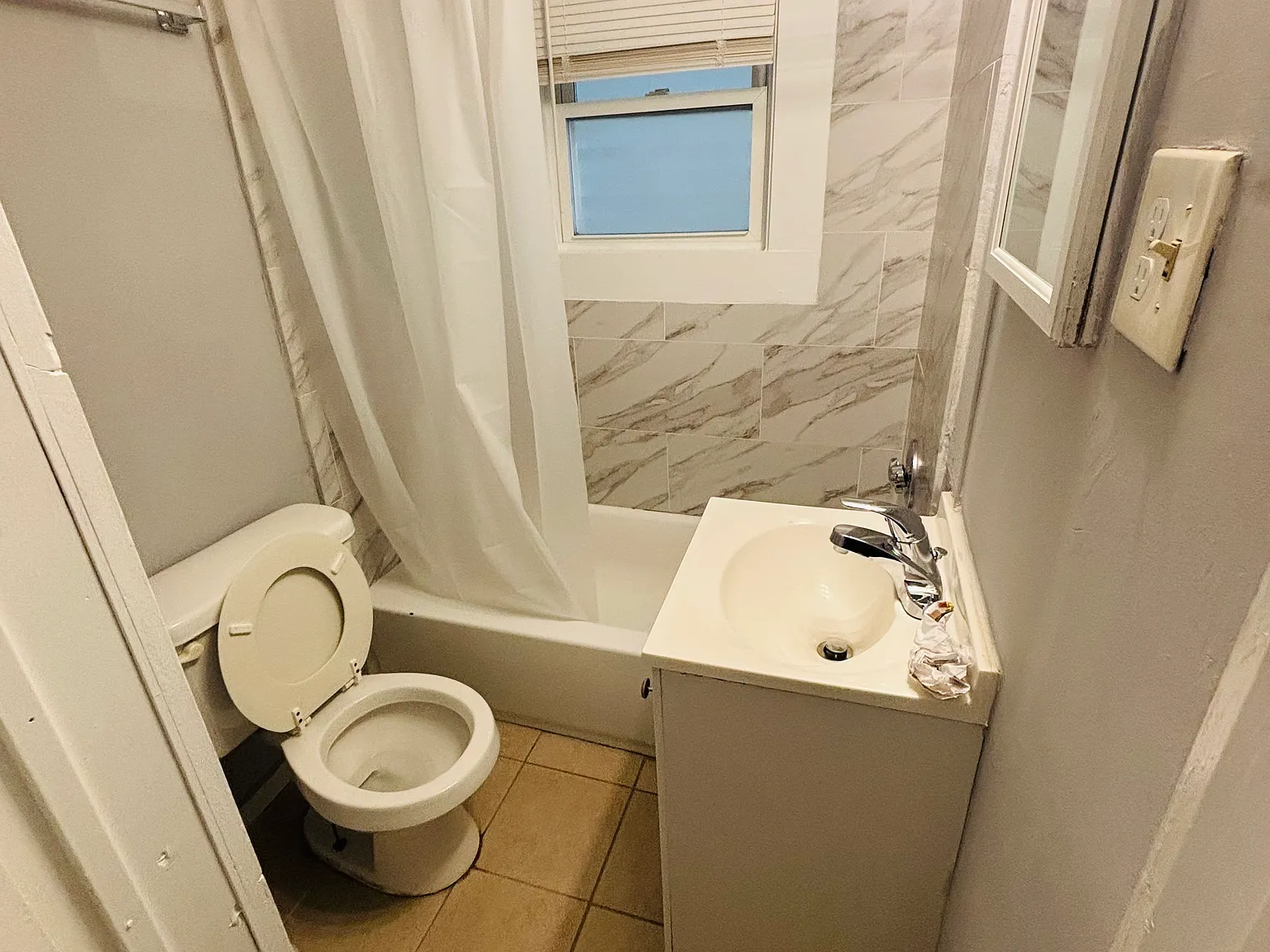 5 Allen Pl — Photo 2