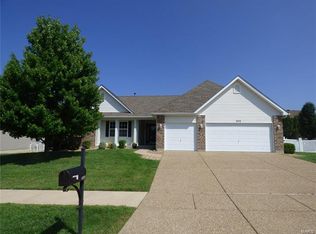 1073 Dardenne Woods Dr, Dardenne Prairie, MO
