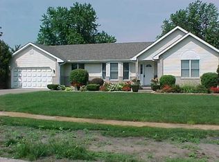 638 Cedar St SW, Demotte, IN 46310