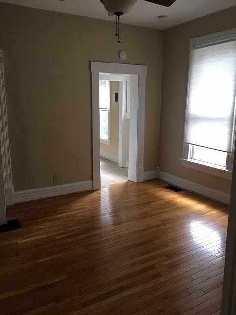 1st image of 764 Neil Ave