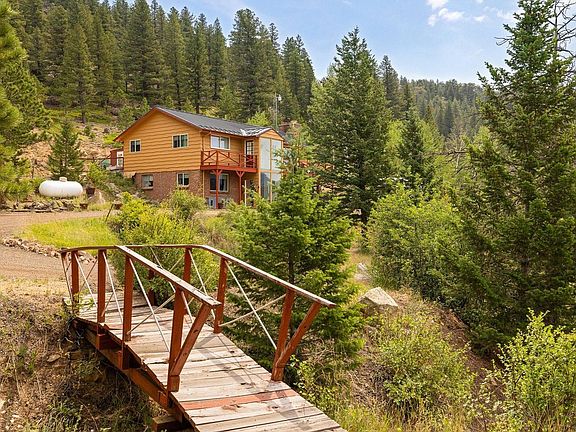 3rd image of 30153 Spruce Canyon Dr