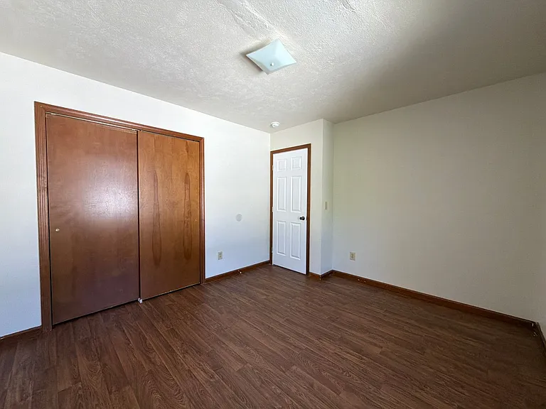 209 Stonewall Ct — Photo 7