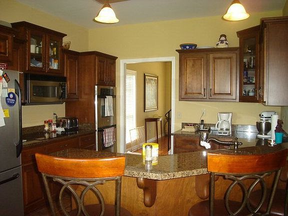 5th image of 612 Koser Dr
