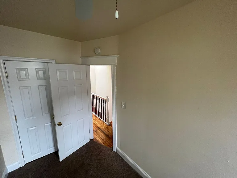 102 S Curley St — Photo 12