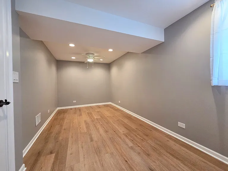 3823 E Wonder Lake Rd — Photo 28