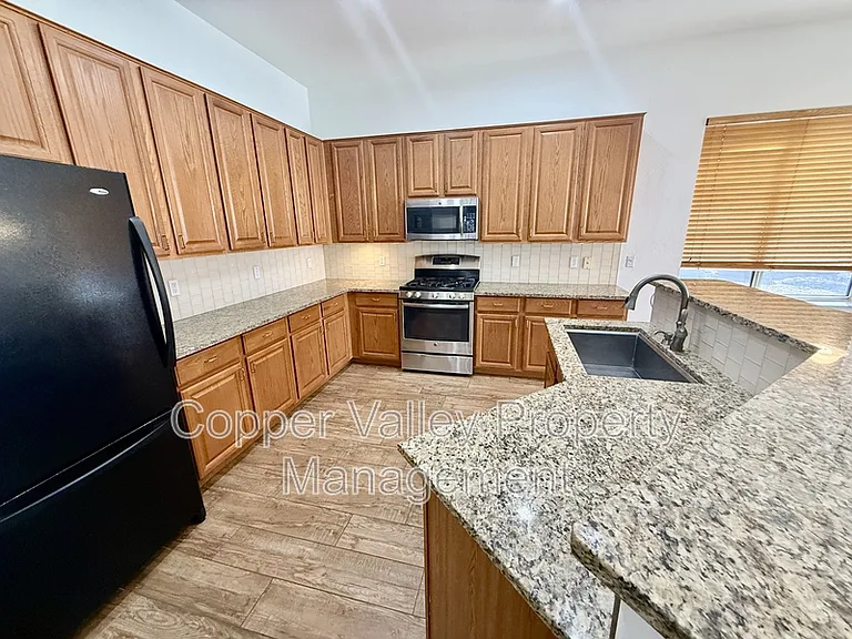 6853 W Remuda Dr — Photo 3