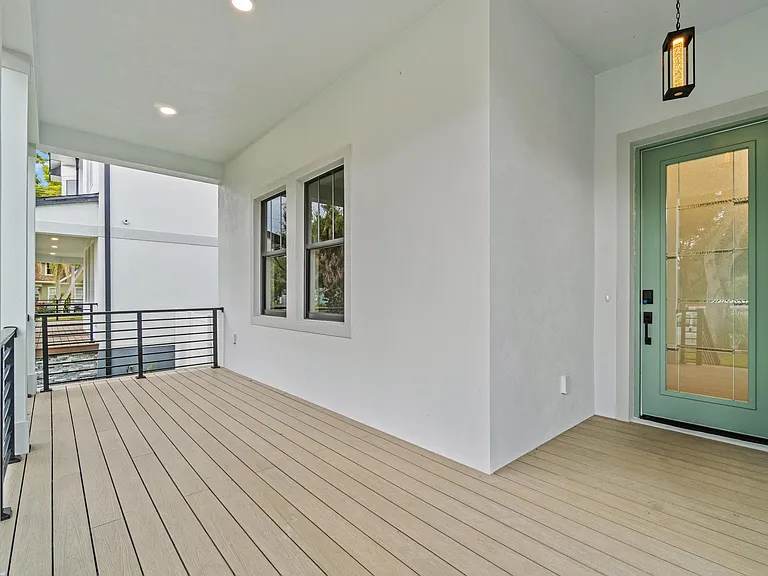 403 Park Blvd — Photo 14