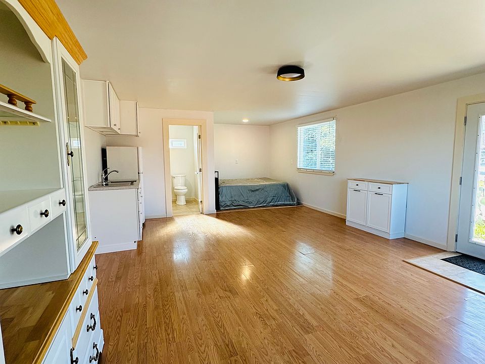 1st image of 7944 Charlene Way