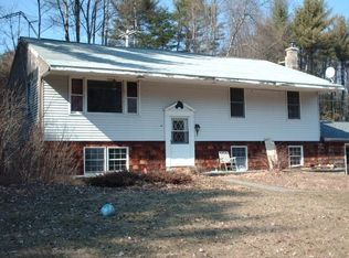 27 Barney Rd, Middle Grove, NY 12850