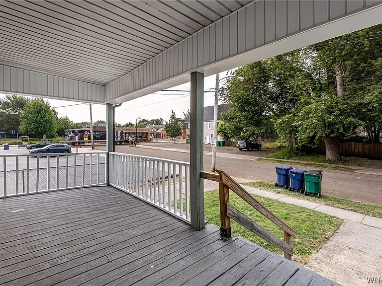 212 Lockwood Ave #1 — Photo 8