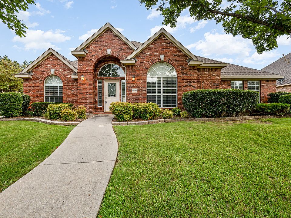 1st image of 5409 Sandalwood Dr