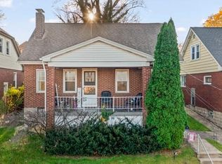 2441 Plainview Ave, Pittsburgh, PA