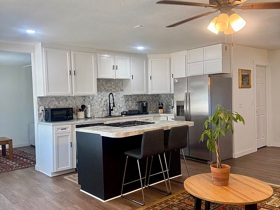 5th image of 3218 S Flamingo Way