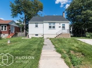 11 W Gradwell Ave, Maple Shade, NJ 08052