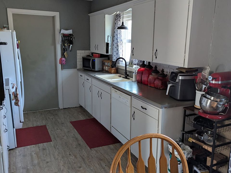 2nd image of 4001 Tulane Dr