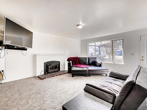 4th image of 13002 4th Ave S