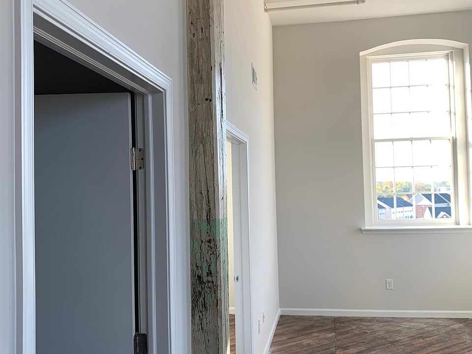 Entrance to apartment