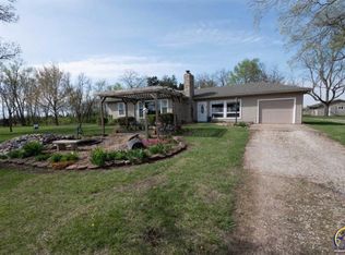 8438 SW 77th St, Auburn, KS 66402