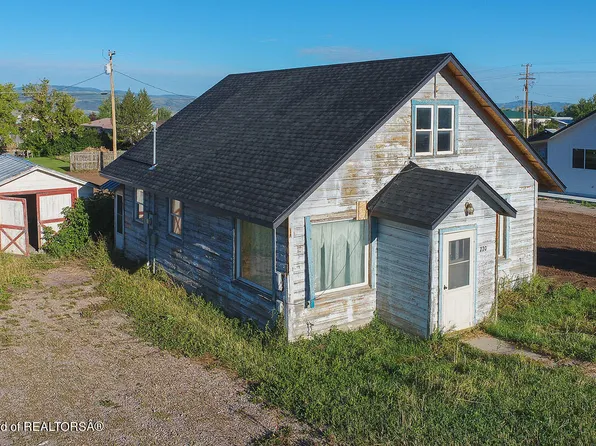 220 S Washington St, Afton, WY 83110
