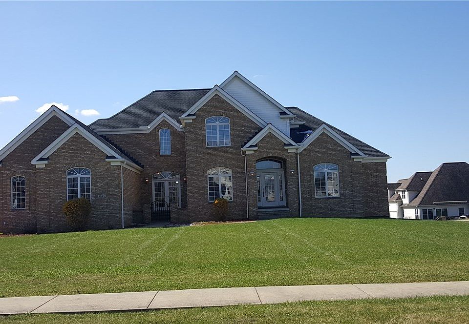 1st image of 8948 Chinaberry Cir N