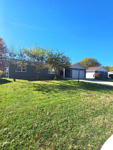 1942 Eastbrook Cir, Moberly, MO, 65270