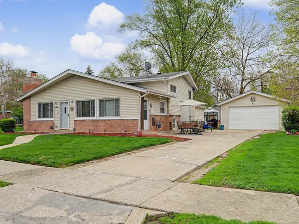 103 Willow St, Park Forest, IL 60466