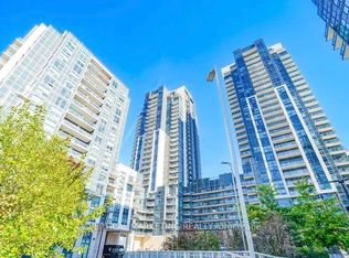 10 Meadowglen Pl SW #602, Toronto, ON M1G 0A8