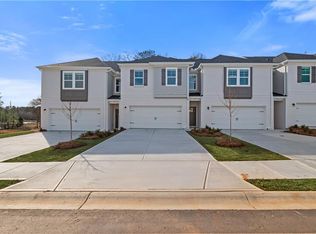211 Sanctuary Dr, McDonough, GA 30253