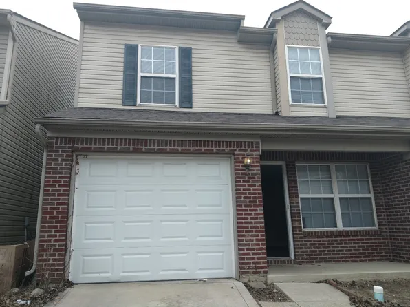 3730 Fetlock Dr, Indianapolis, IN 46227