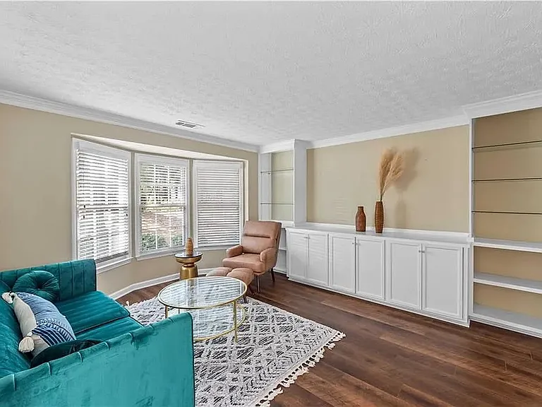 3580 Waters Cove Way — Photo 5