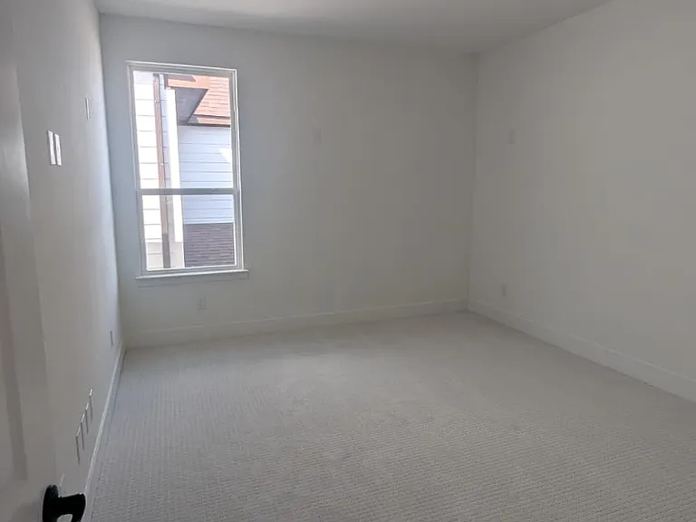 7273 Farley St — Photo 11