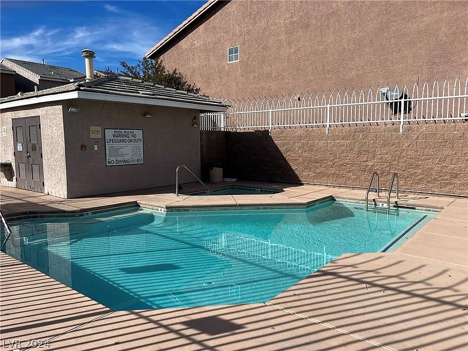 2nd image of 3683 Golden Sunset Ct