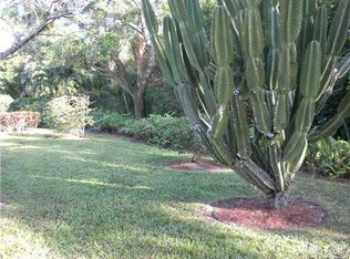 8281 Lake Cypress Rd, Lake Worth, FL 33467
