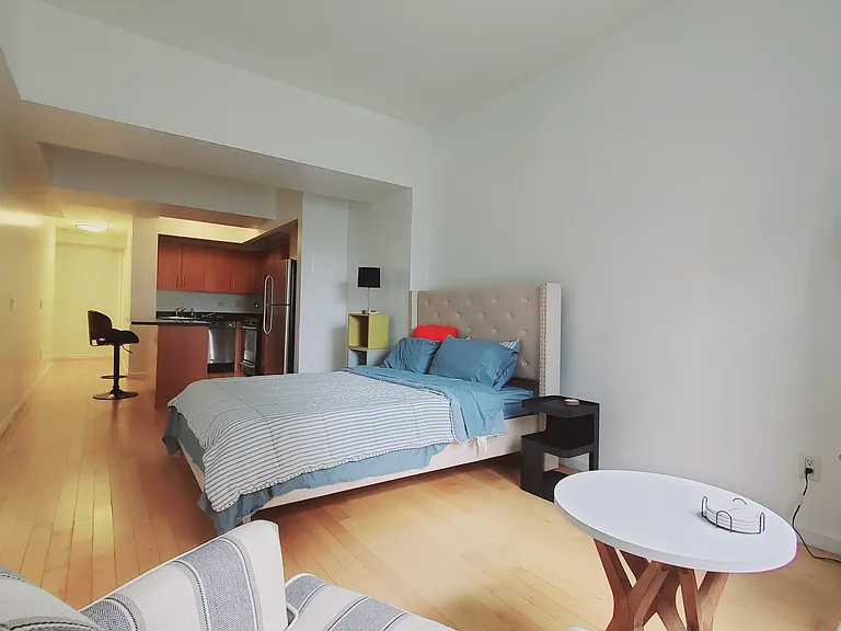 20 West St #11E — Photo 1
