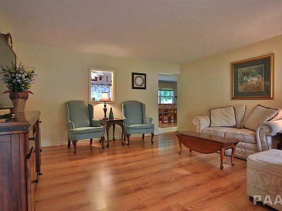 2nd image of 4626 N Clarewood Ave