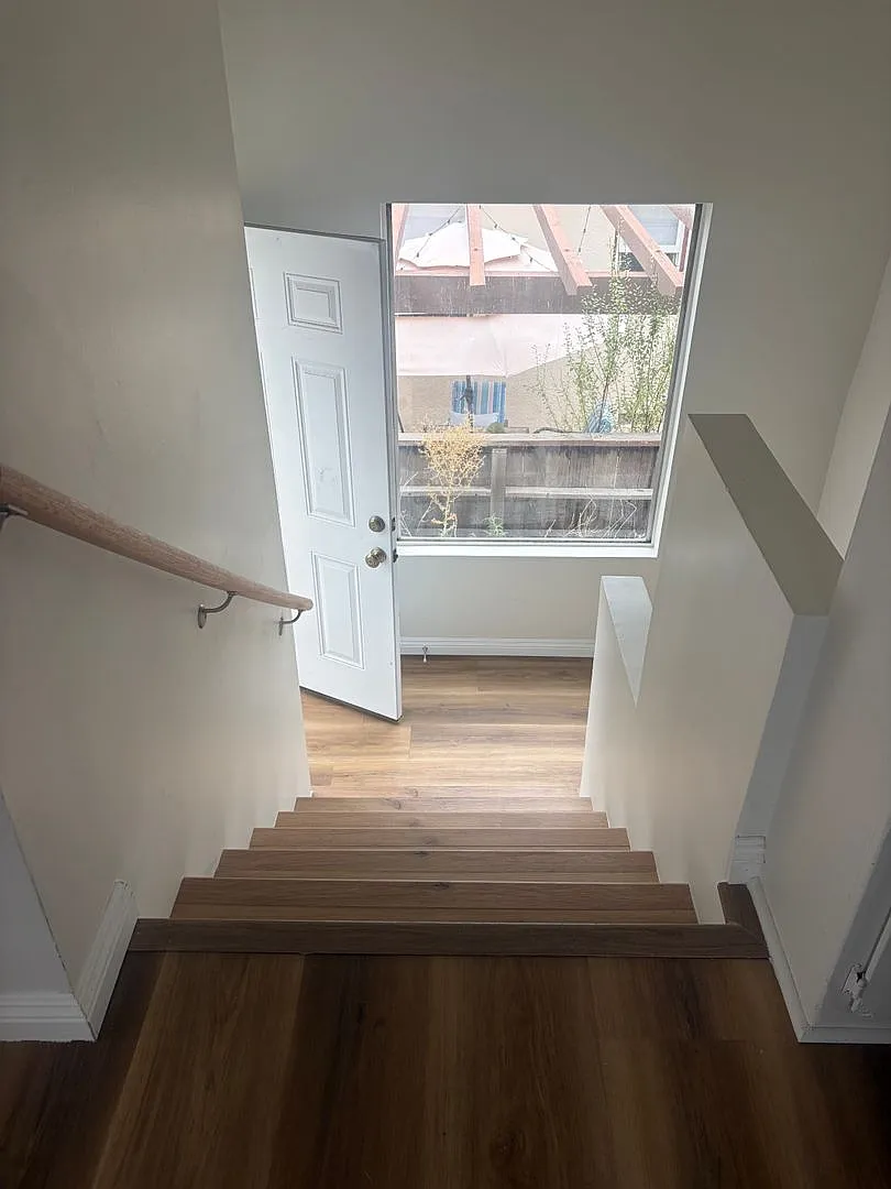 Coming soon 4 bedroom / 2 bath split level — Photo 3