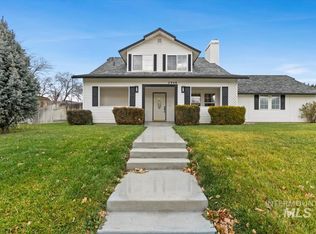 2948 W Gemstone Dr, Meridian, ID 83646