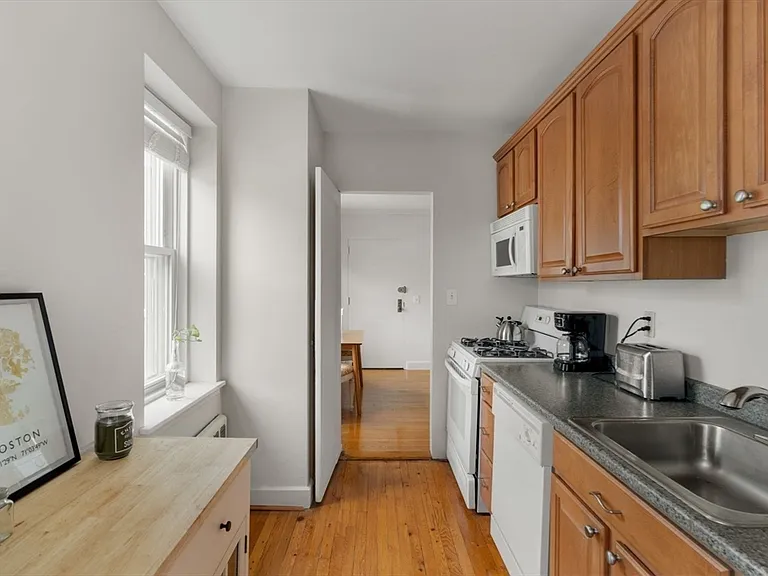 1 Twomey Ct #43 — Photo 5