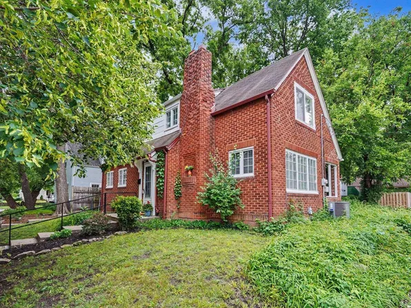701 1/2 Illinois St, Lawrence, KS 66044