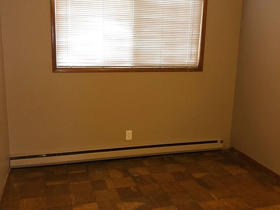5th image of 8915 Travis Dr #A