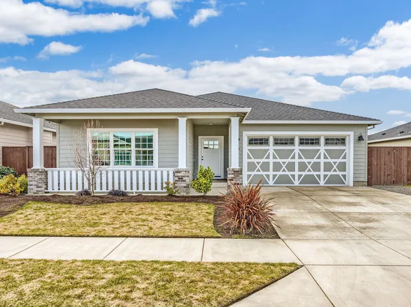 353 Cheney Loop, Central Point, OR 97502