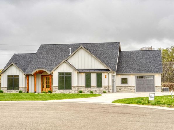 4 Somerset Cir, Sheridan, WY 82801