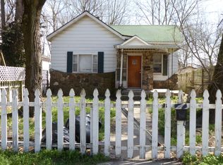 2040 N Benton Ave, Springfield, MO 65803