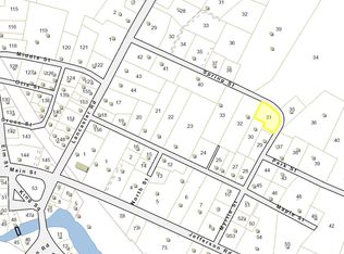 39 Myrtle St, Whitefield, NH 03598