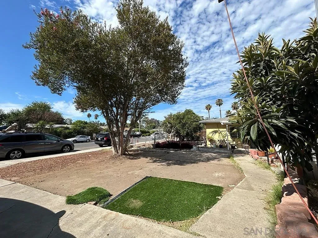 4 bed, 2.0 bath, 1410 sqft, $4,200 — Photo 4