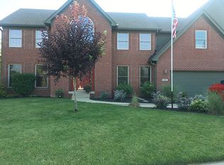 4258 S Cabin Ct, New Palestine, IN 46163