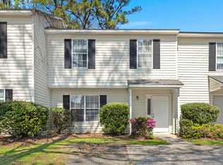 4716 Linfield Ln, North Charleston, SC 29418