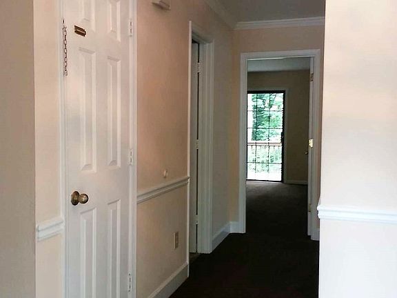 Entrance before new carpet