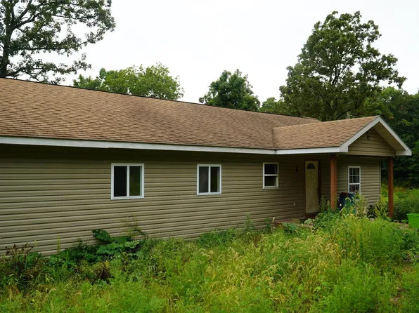 28196 Pelican Dr, Lebanon, MO 65536