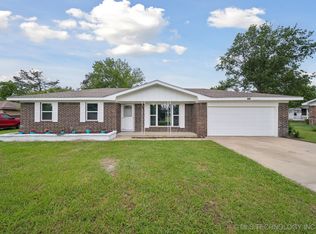 128 Suburban Ln, Inola, OK 74036